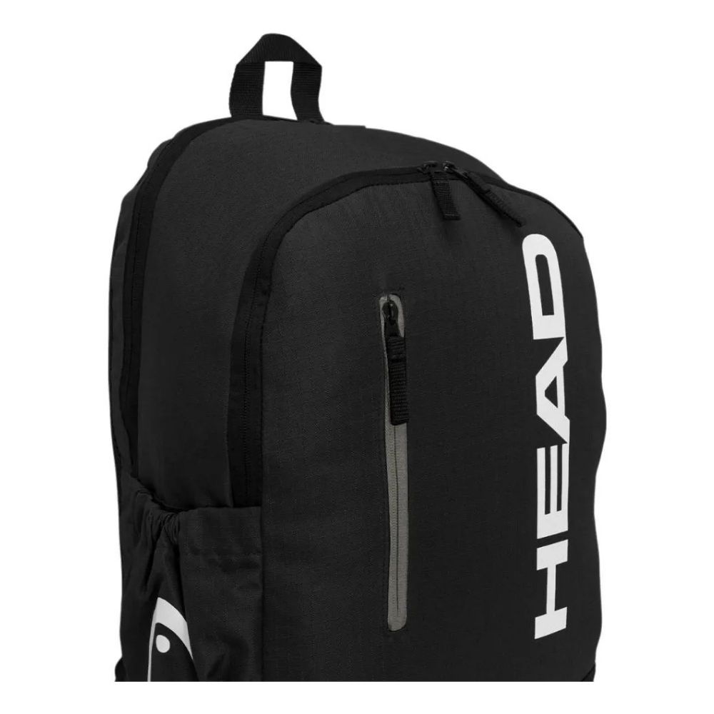 Morral head base 17 litros color negro imagen cercana de compartimentos principales