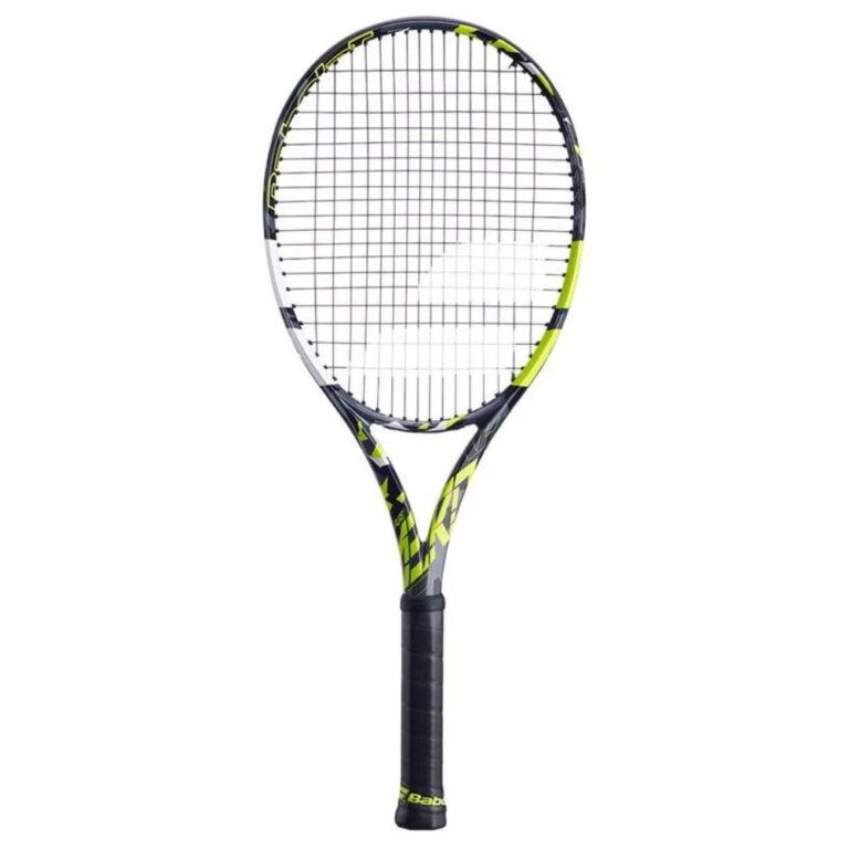 Raqueta de tenis Babolat Pure Aero 2023 color negro con detalles en amarillo