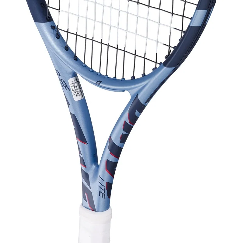 Raqueta de tenis Babolat Pure Drive Lite color azul con detalles en negro y rojo, imagen de cerca del marco